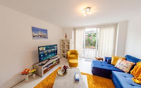 Spacious House Near Kings Cross